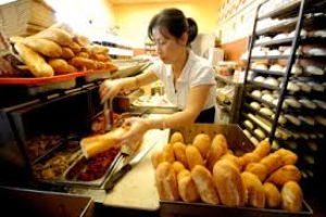Vệ sinh an toàn thực phẩm cho cơ sở sản xuất kinh doanh bánh mì